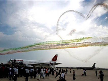 frecce tricolore, omaggio festa ritorno azzurri germania, 2006, coppa mondiale, vittoria, rigori, berlino, 09 luglio 2006, data storica, 4 volte cam