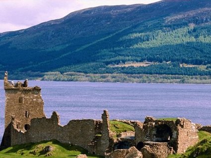 lago, lochness, nessy, mostro, marino, dinosauro, leggenda, mito, invenzione, mistero, morti, foto, avvistamenti